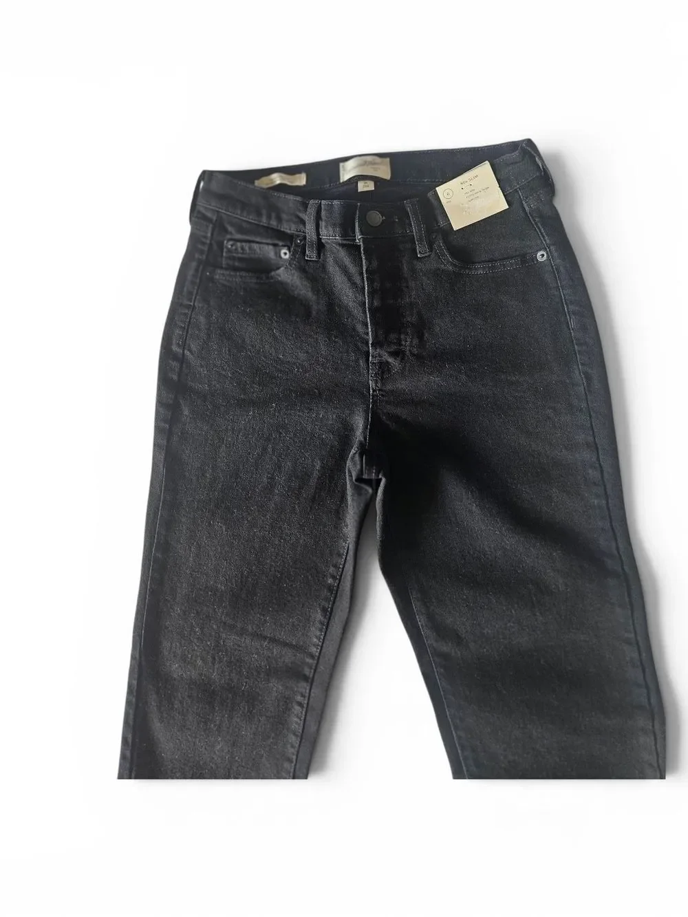 Universal Thread classic black